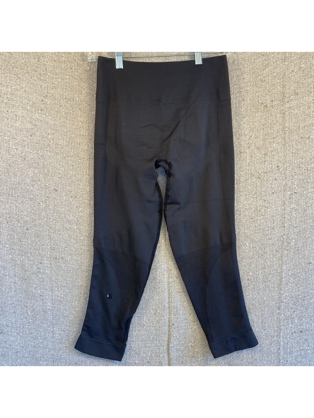 Womens Sz 8 Lululemon Black Yoga Pants Athletic Gym